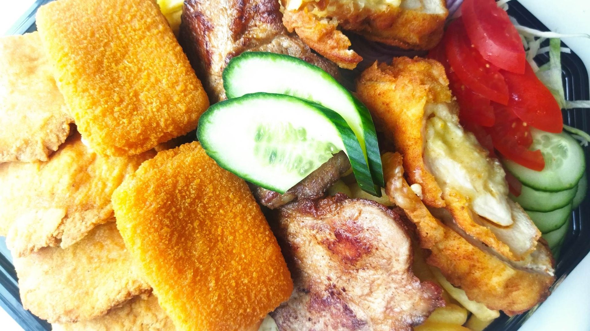 Döner ételbár - 4 személyes sültes tál